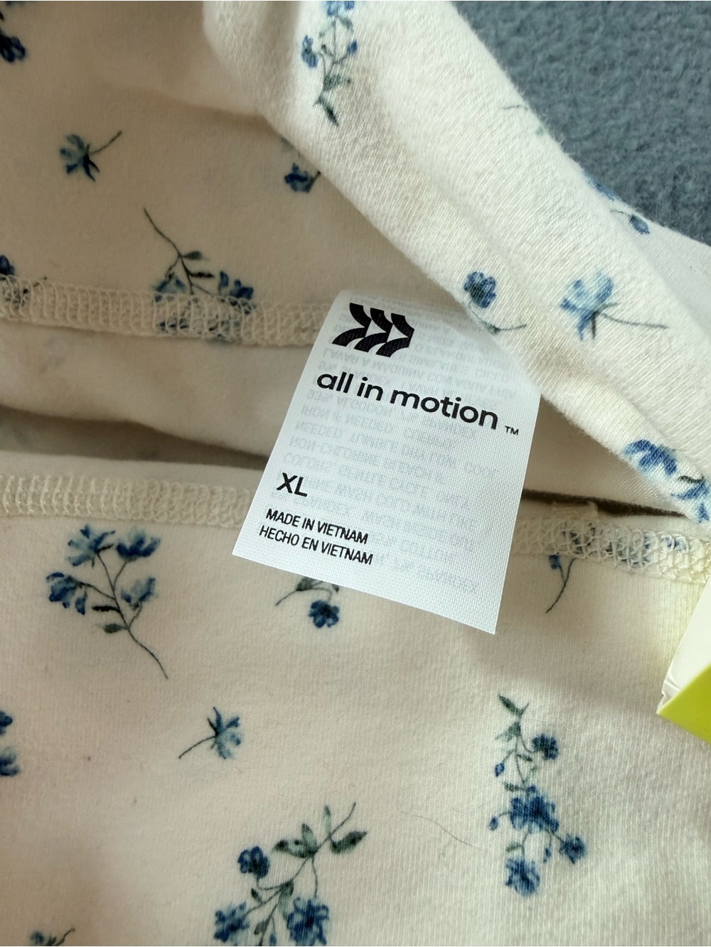 all in motion White Floral Fold-Over Waist Flare Yoga Pants - Picture 5 of 10